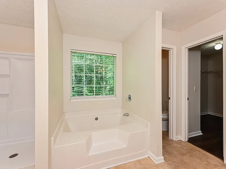 564 Kirtley Ct — Photo 13