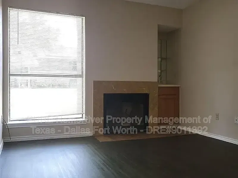 2 bed, 2.0 bath, 1021 sqft, $1,095 — Photo 4
