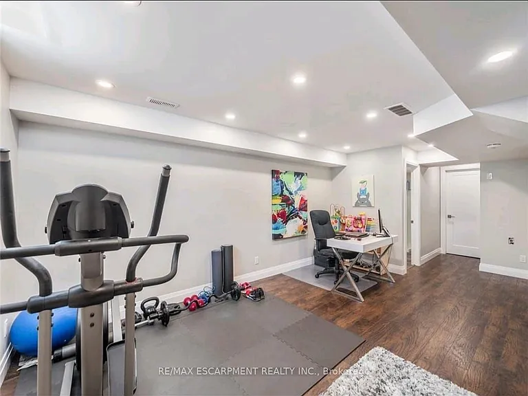 79 Greenwich Ave — Photo 18
