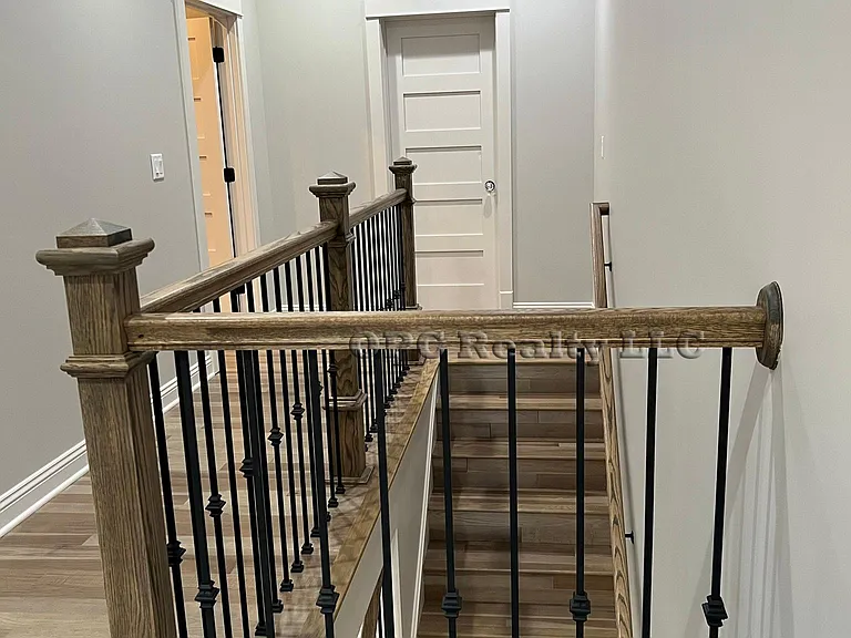 709 Webster St — Photo 16