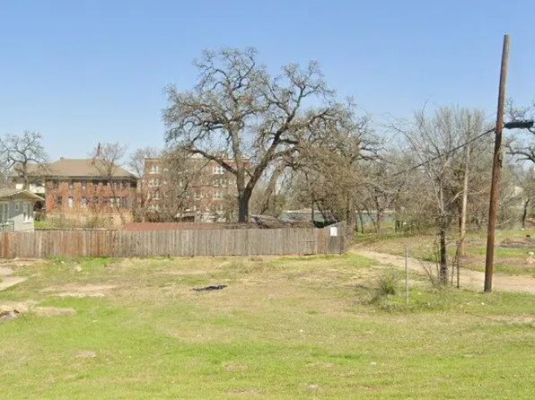 609 Comal St, Dallas, TX 75203