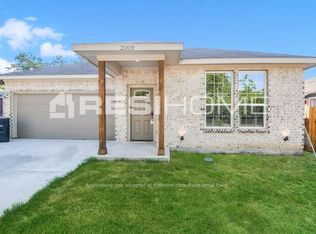 2009 Birdell St, Fort Worth, TX 76105