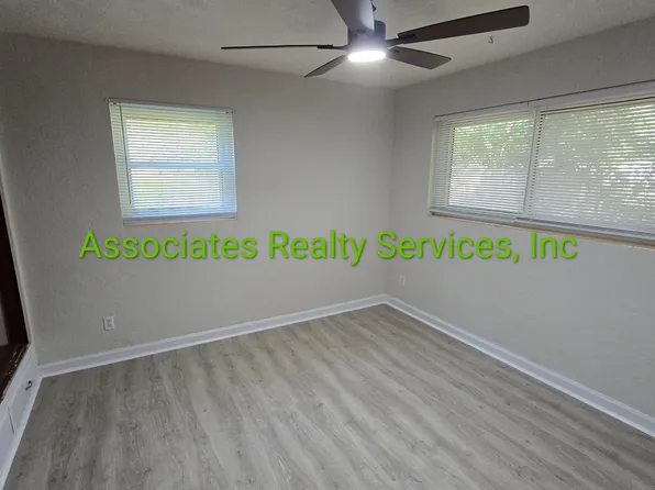 1122 NE 22nd Ave, Gainesville, FL 32609
