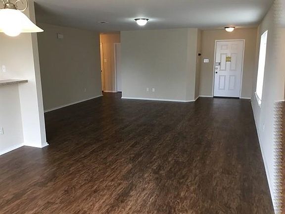 3rd image of 8613 Balwood St