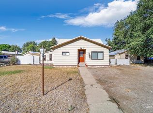 541 Oregon St, Gooding, ID 83330