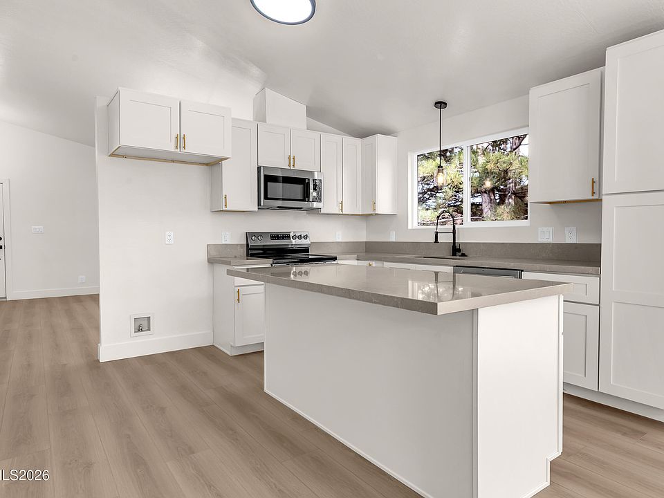 1st image of 6790 Sandia Dr