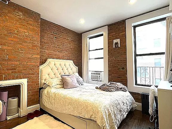 5th image of 122 W 20th St #3W