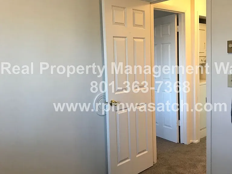 217 S Foss St #E101 — Photo 12