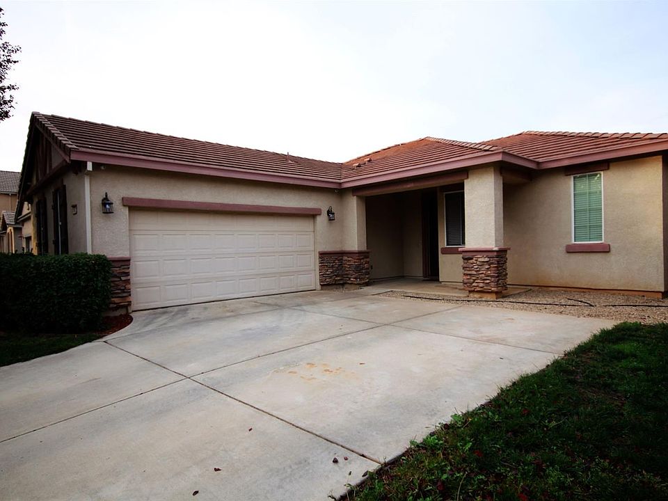 1st image of 5682 Oakwood Dr