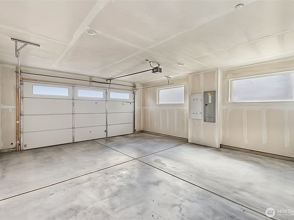 2nd image of 15423 Admiralty Way #A1