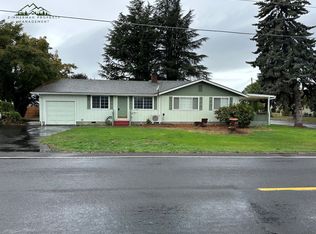 32513 & 32515 Coburg Bottom Loop Rd #2B-1BA-1000SQFT, Eugene, OR 97408