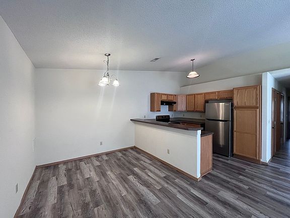2nd image of 1309-1323 W Lotus St