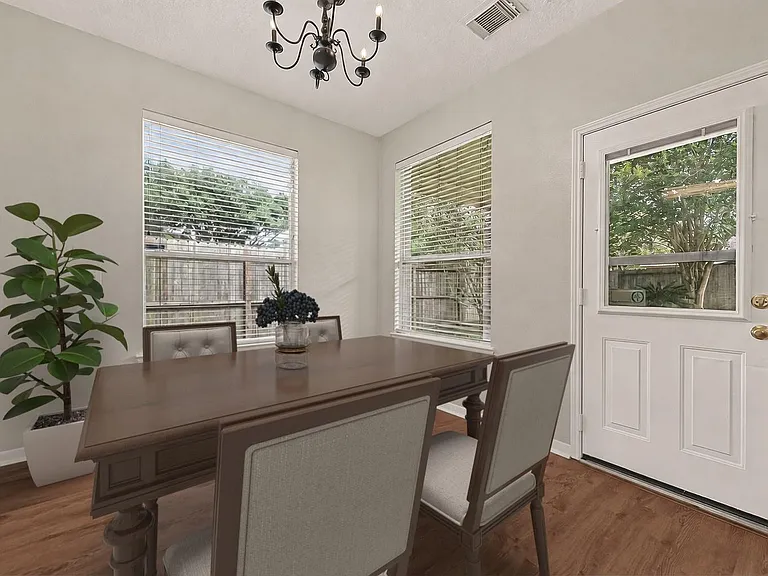 11218 Timbertree Ln — Photo 21