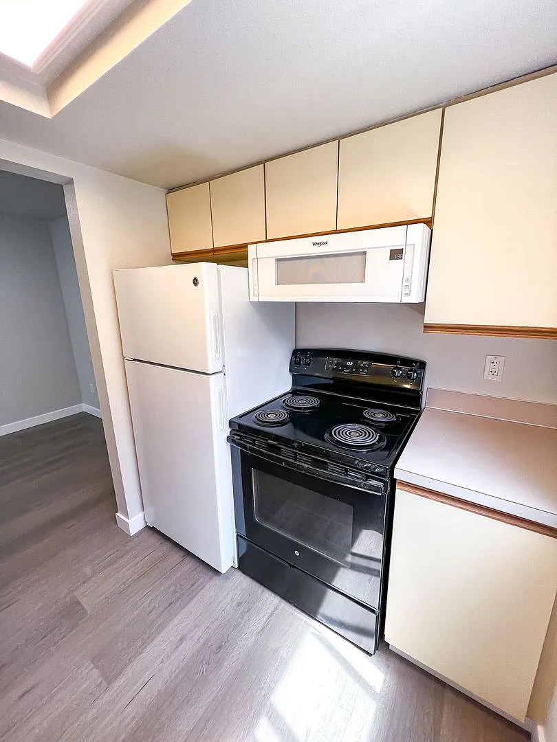 Garden Terrace Apartments — Photo 4