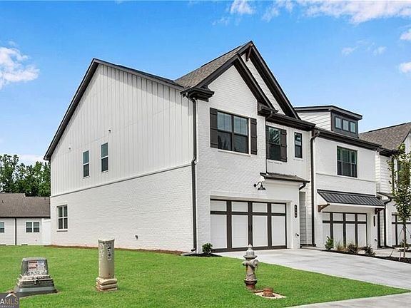 3rd image of 4586 Cypress Park Dr