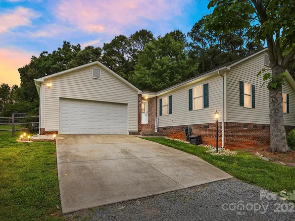 5359 Lake Glenn Dr, Stanfield, NC 28163