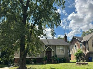 7817 Southview Dr, Grandview, MO 64030