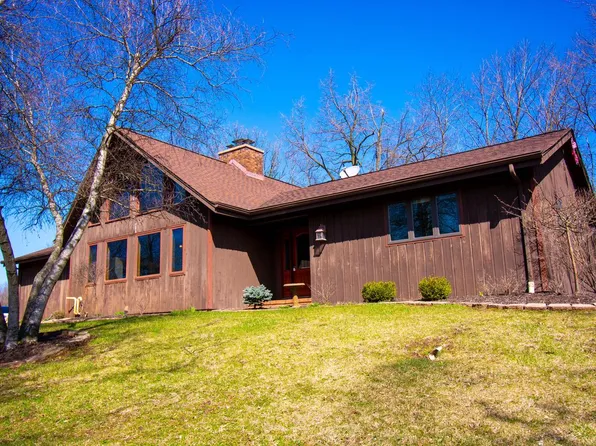 2563 Partridge Woods COURT, Burlington, WI 53105