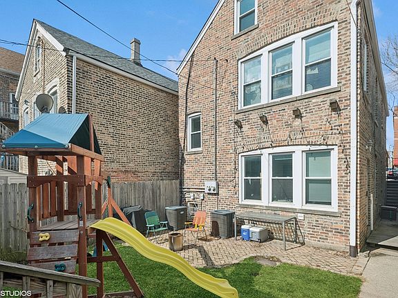 2nd image of 2015 W Coulter St