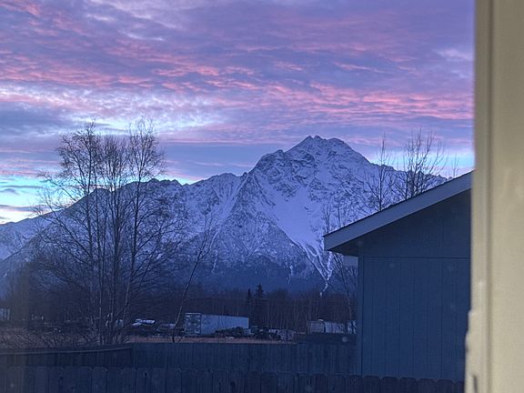Sweeping mountain views from the back yard