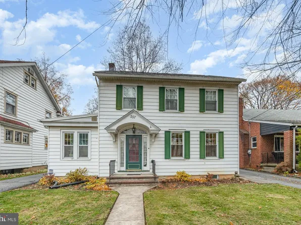 257 Walton St, Lemoyne, PA 17043