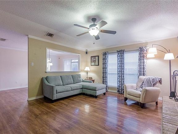 2nd image of 6557 Westridge Dr