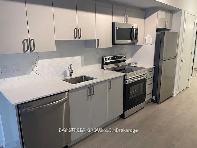556 Marlee Ave #529 — Photo 10