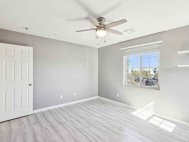 457 Cornelius Kelly Ave — Photo 23