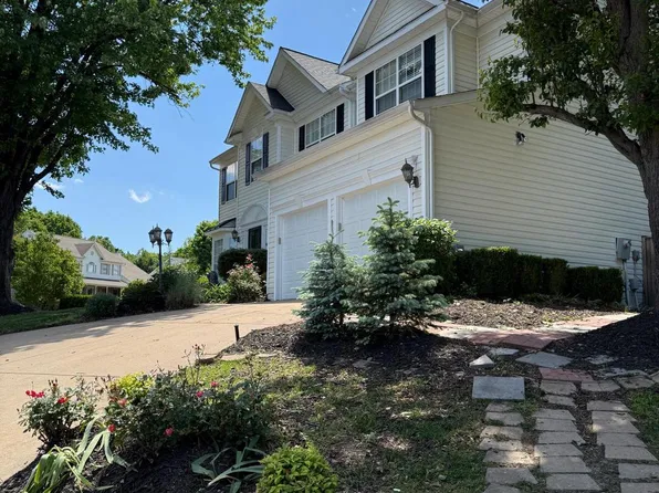 3031 Chogburn Ln, Dumfries, VA 22026