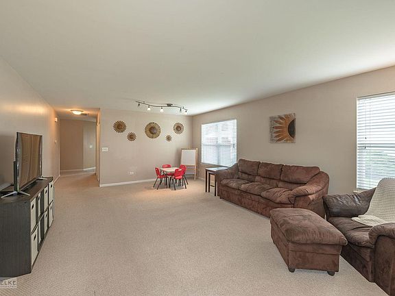 4th image of 2515 Sumac Dr