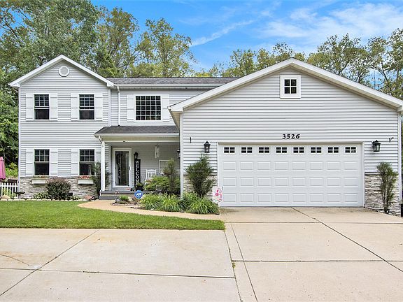 2nd image of 3526 E D Ave