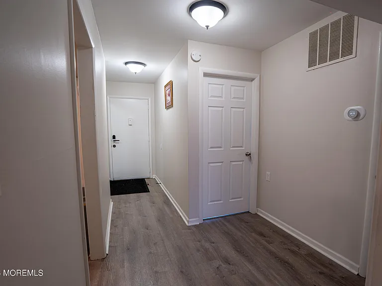 5C Twin Rivers Dr #C — Photo 15