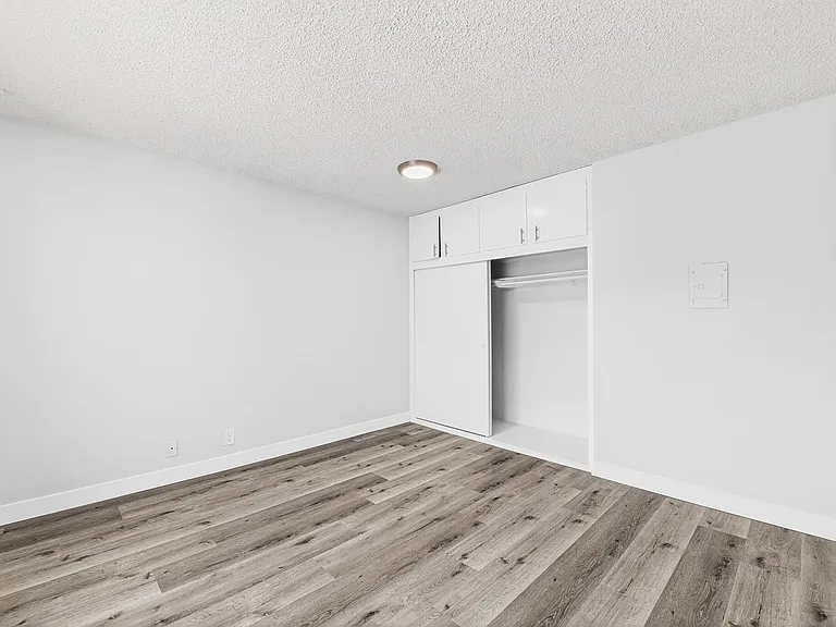 3525 E 2nd St. — Photo 18