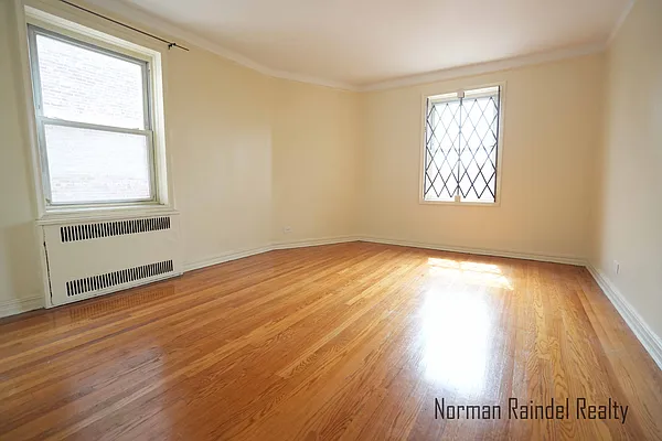 Rented by Norman Raindel, LREB | media 16