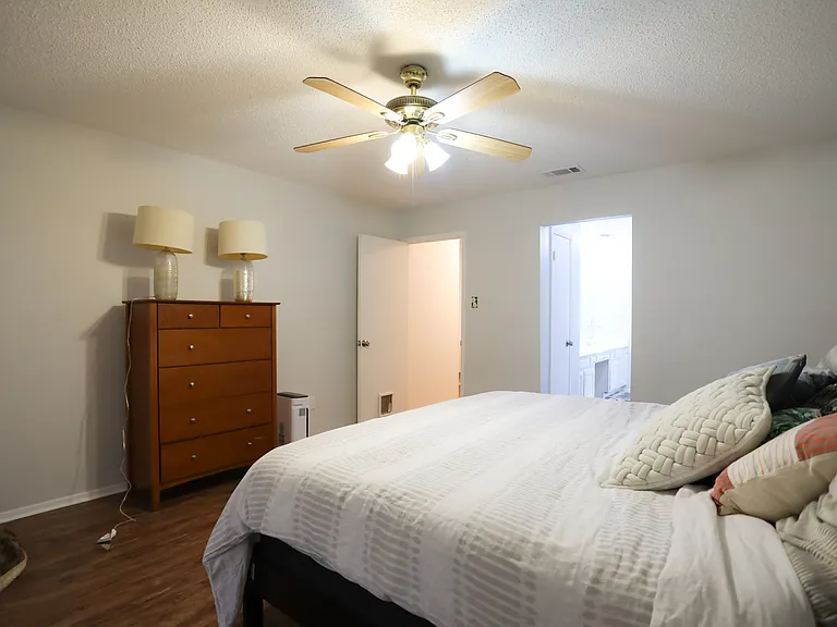12315 Wycliff Ln — Photo 19
