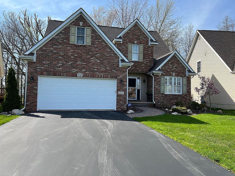 1st image of 10524 Village Ct #3