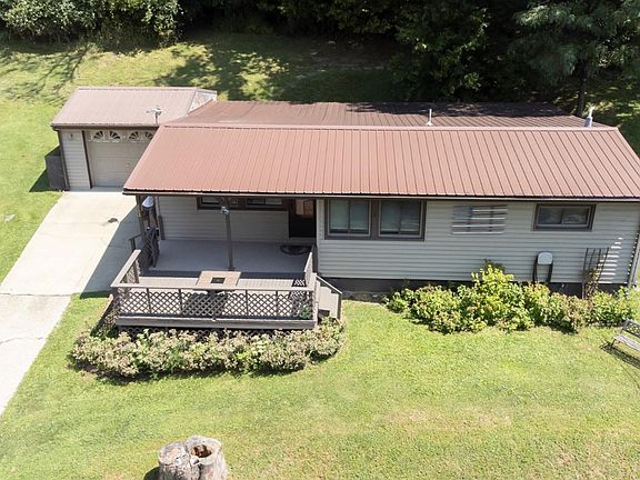 2nd image of 802 Meadow Lane Dr