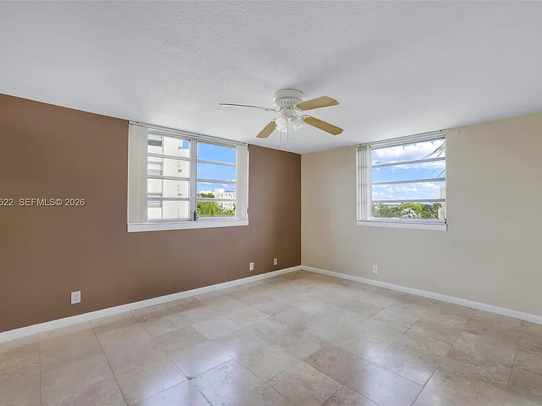 321 SE 3rd St #408 — Photo 23