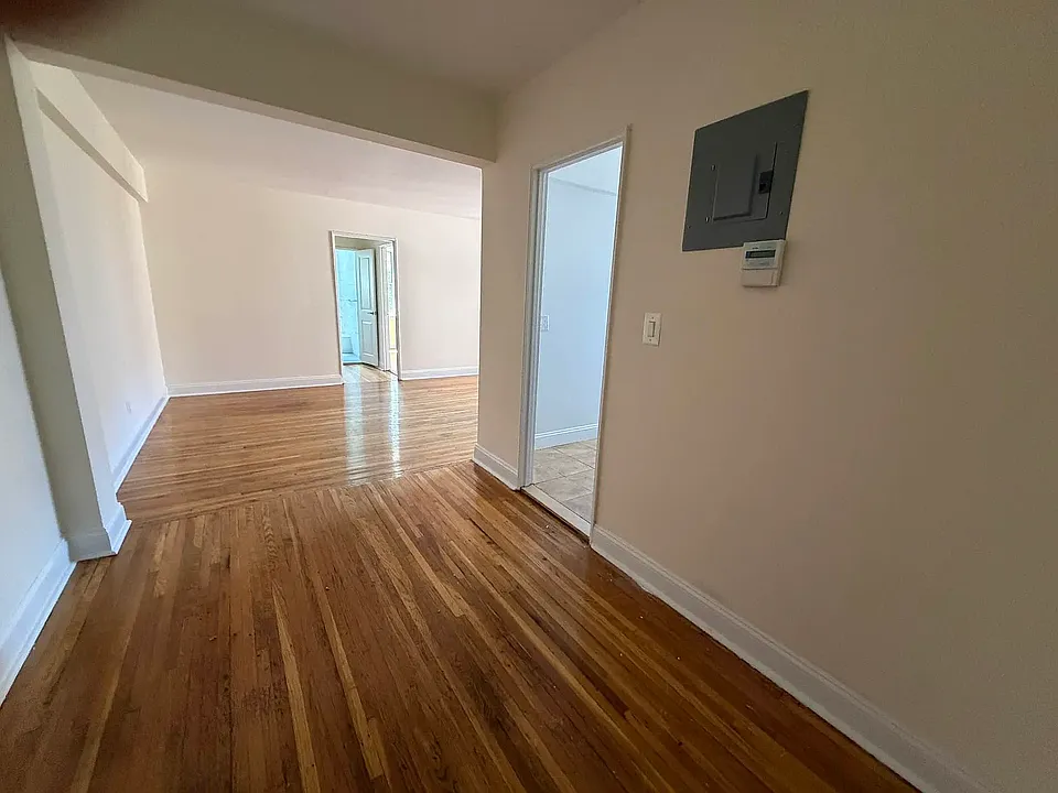 143-36 Barclay Ave #4R