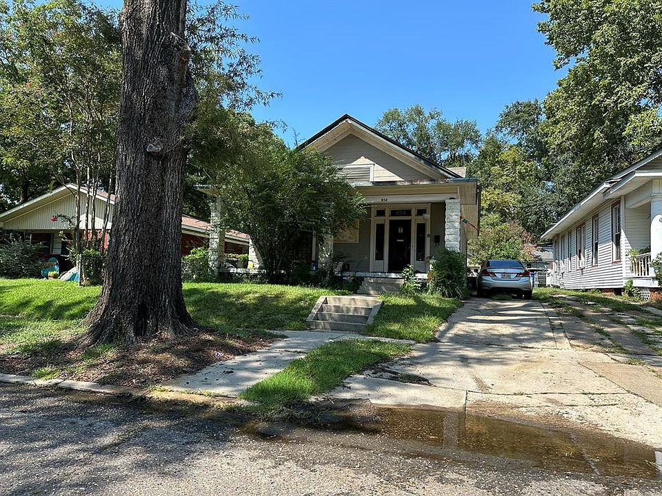 1st image of 854 Linden St