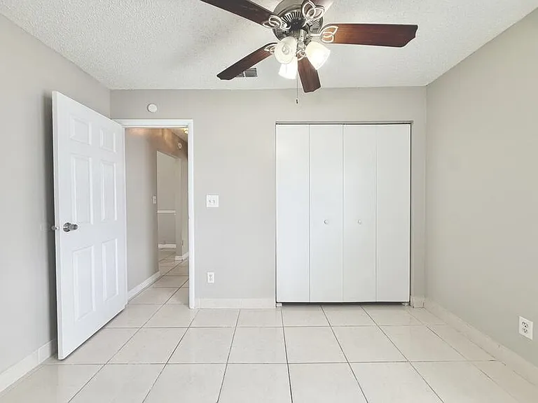 11316 Maybrook Ave — Photo 32