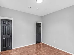 407 S 15th St FLOOR 2, Newark, NJ 07103