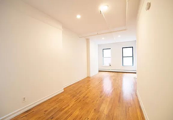 3rd image of 2212 Frederick Douglass Blvd APT 5C