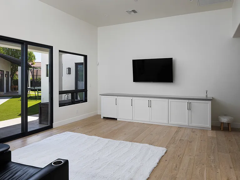 6732 E San Juan Ave — Photo 25