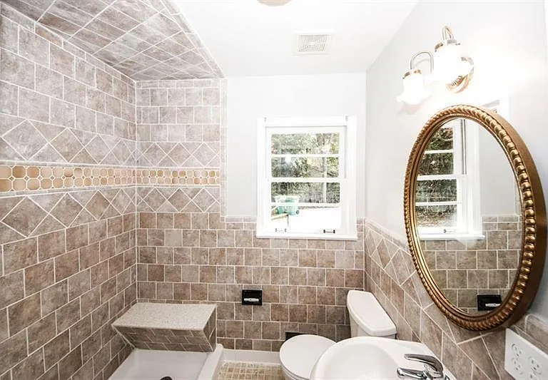 5075 Winters Chapel Rd — Photo 33
