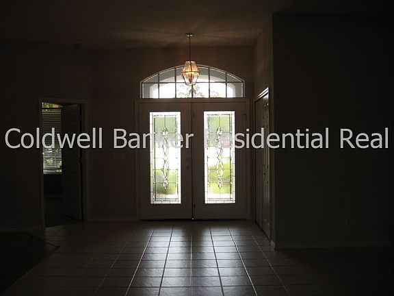 2nd image of 569 Heritage Oaks Ct