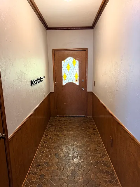 3 bed, 2000 sqft, $1,695 — Photo 3