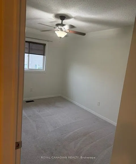 5 Trafalgar Dr — Photo 12