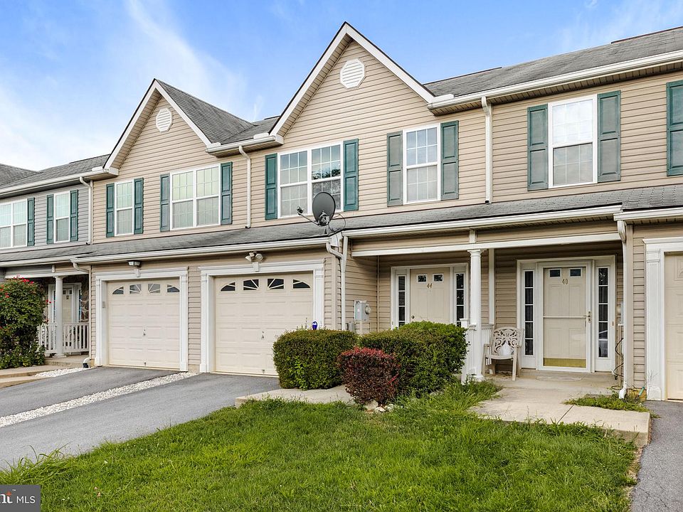 1st image of 44 McGlynn Ln