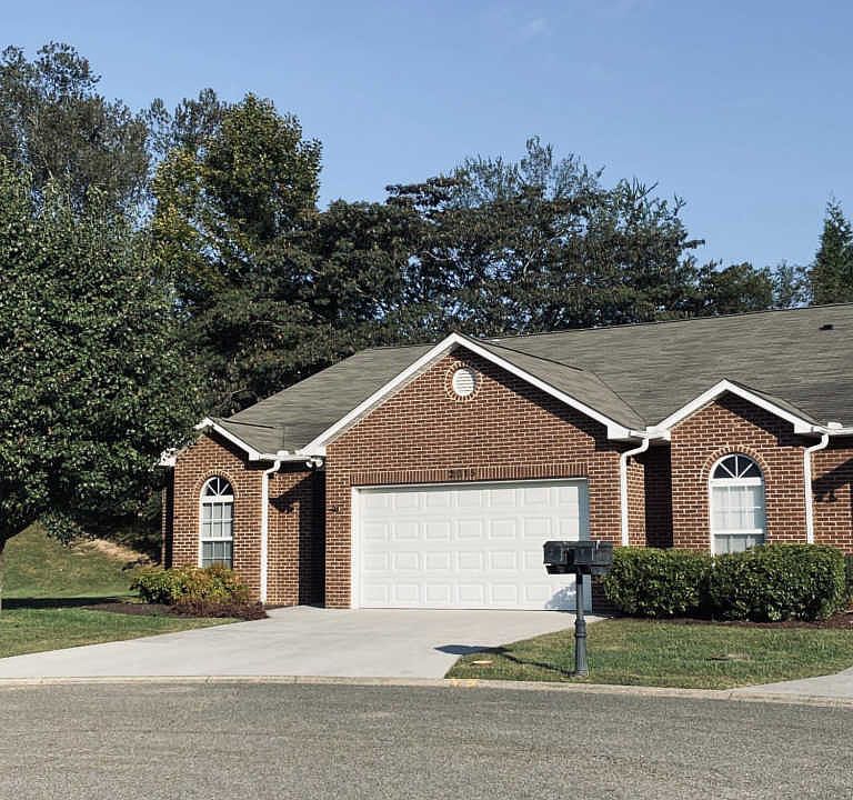 1st image of 2015 Misty Glen Ln